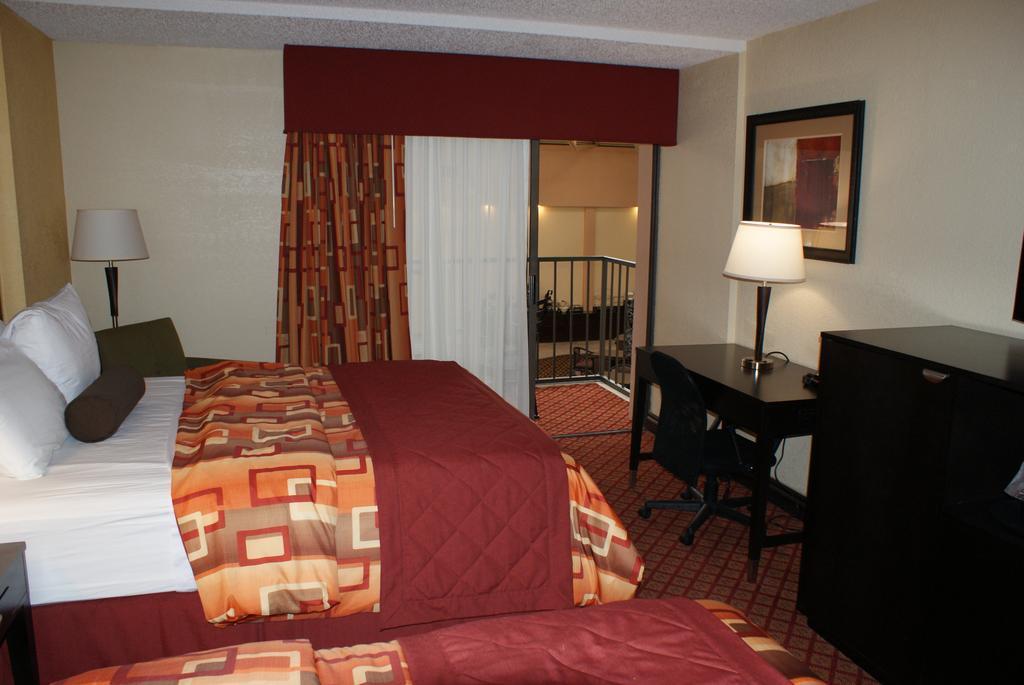 Wyndham Garden Стилуотер Номер фото